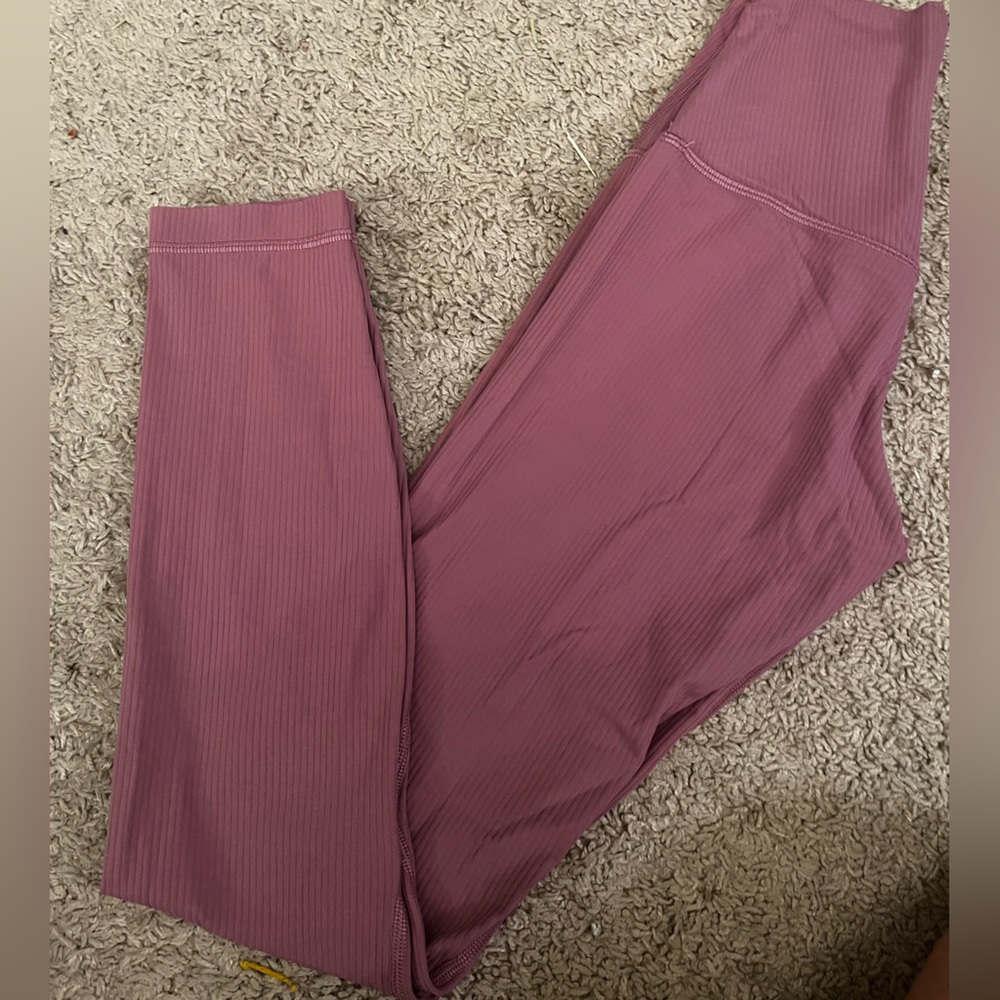 Lululemon align 25” ribbed leggings size 2 in color velvet dust